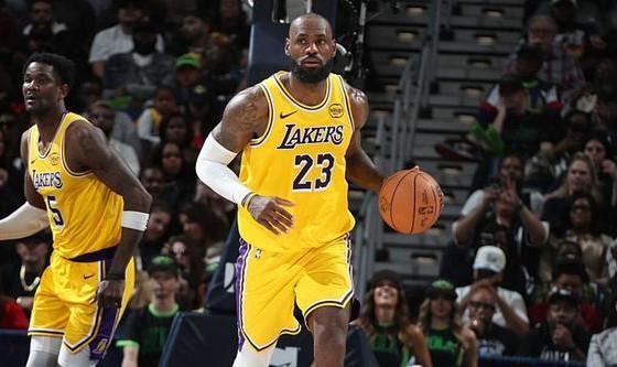 詹姆斯：我所有背靠背都出战成疑 毕竟我都41岁了